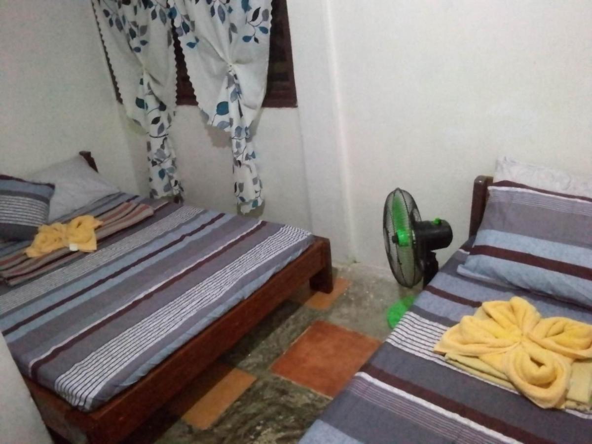 Shalom Camp Hotel El Nido Kültér fotó