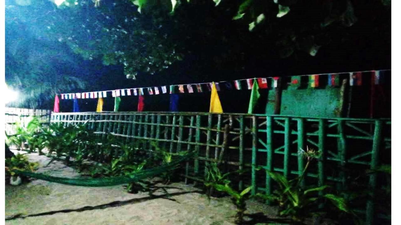 Shalom Camp Hotel El Nido Kültér fotó