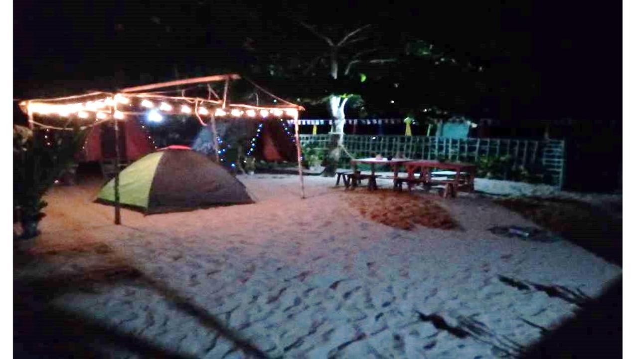 Shalom Camp Hotel El Nido Kültér fotó