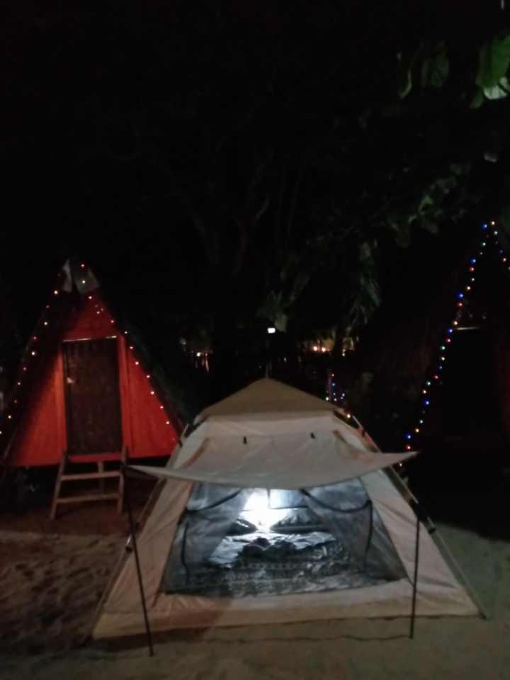 Shalom Camp Hotel El Nido Kültér fotó